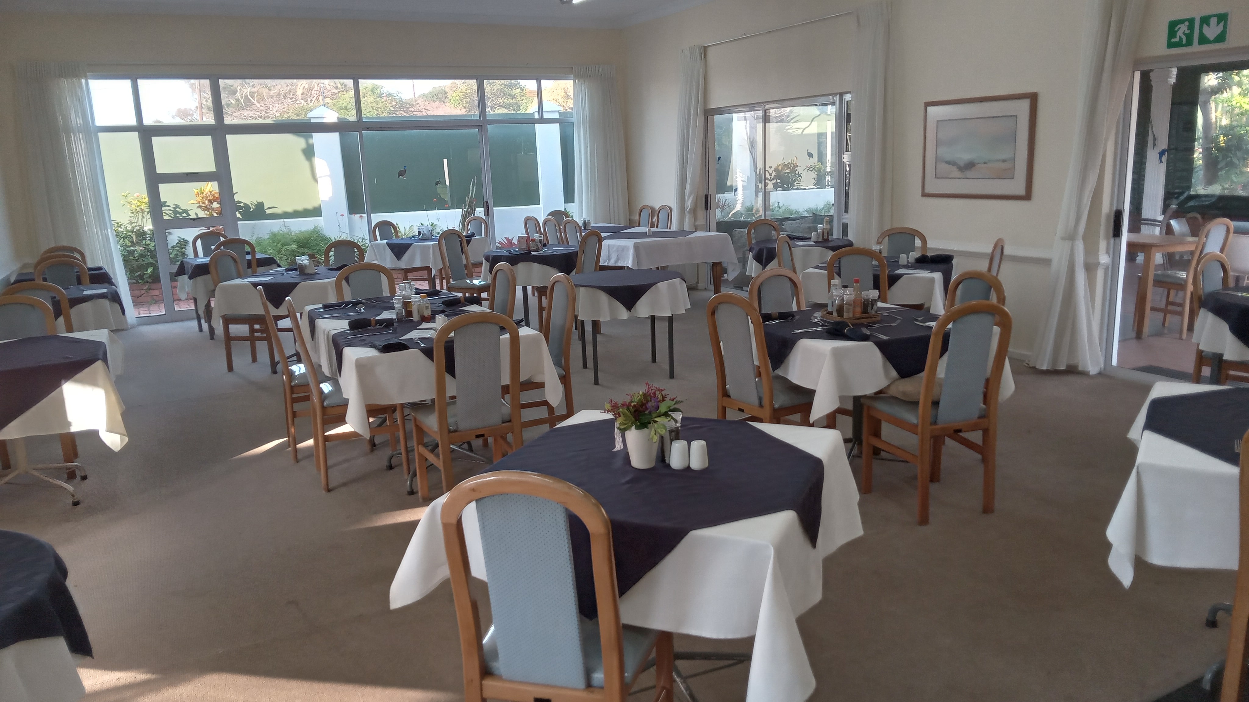 dining room-min