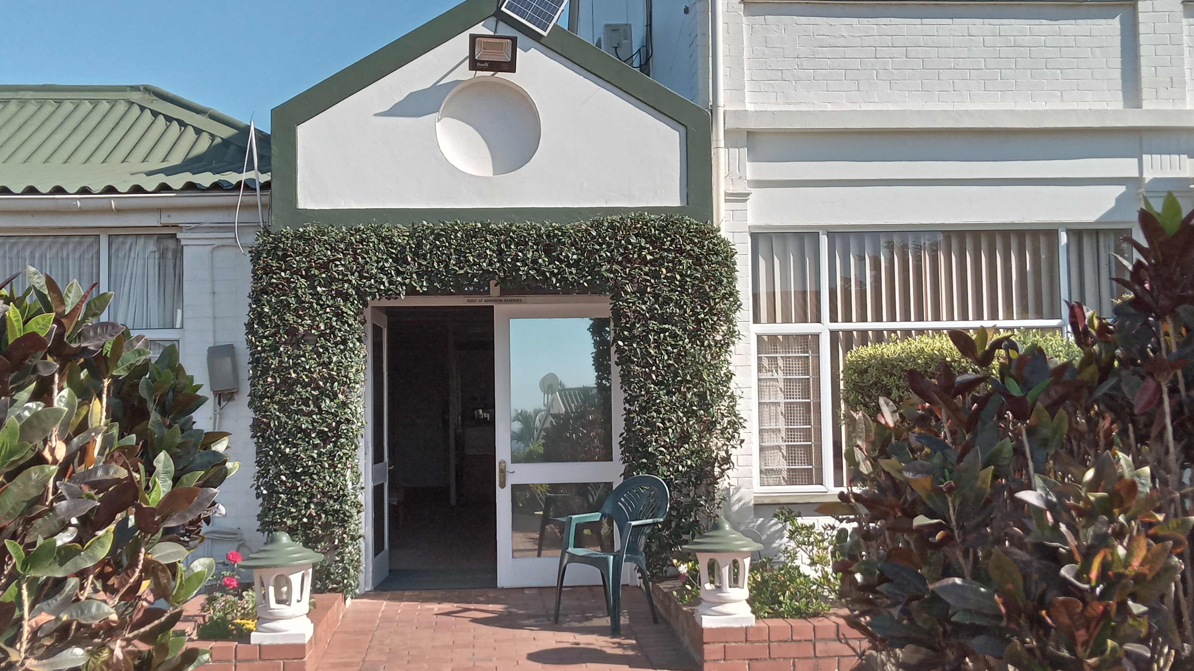 reception entrance-min